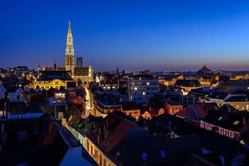 B-Aparthotel Grand Place