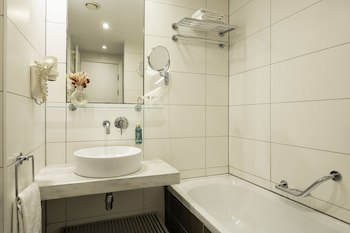 B-Aparthotel Grand Place