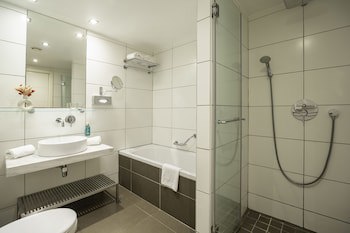 B-Aparthotel Grand Place