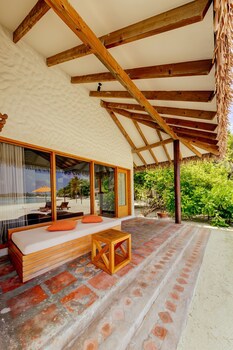 Cinnamon Dhonveli Maldives