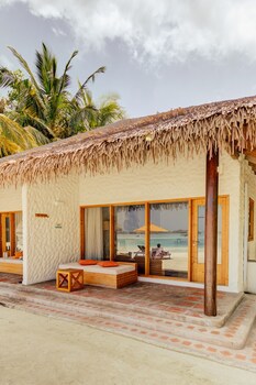 Cinnamon Dhonveli Maldives