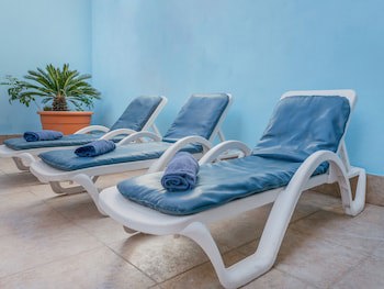 Qawra Point Holiday Complex