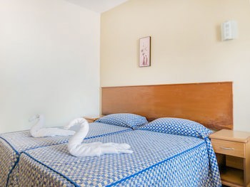 Qawra Point Holiday Complex