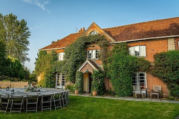 Bridge Farmhouse