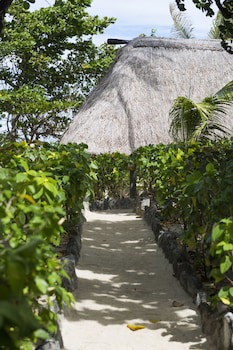 Beachcomber Island Resort