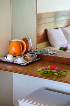 Beachcomber Island Resort