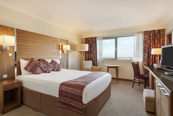 Waterfront Southport Hotel