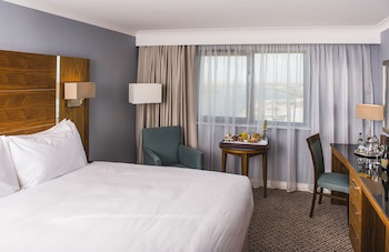 Waterfront Southport Hotel