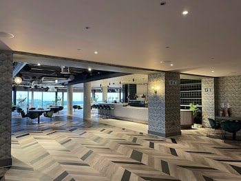 Waterfront Southport Hotel