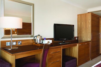 Waterfront Southport Hotel