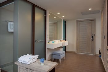 Springfield At Sea Resort & Spa