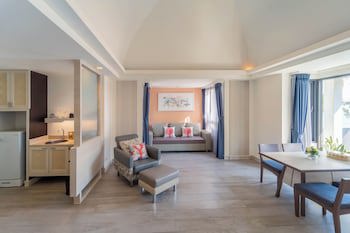 Springfield At Sea Resort & Spa
