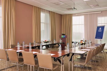 Holiday Inn Express Dubai Jumeirah by IHG galeri fotoğrafı