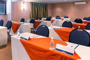 Protea Hotel By Marriott Zambezi River Lodge
