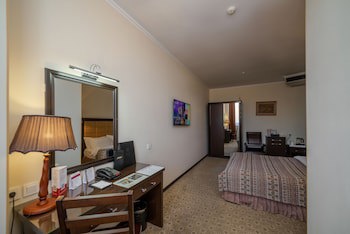 Jannat Regency Adult Only