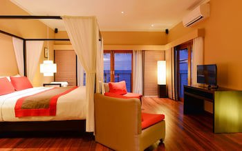 Adaaran Select Huduran Fushi - With 24Hrs Premium All Inclusive