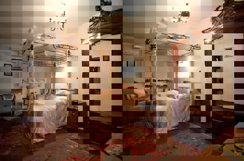 Villa Sphendone Suites