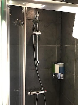 Cassandra Guest House