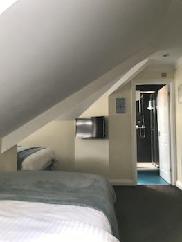 Cassandra Guest House