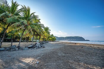 Beach Break Resort