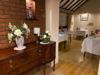 Cotswold House