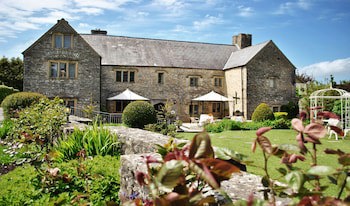 The Great House Hotel & Restaurant