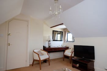 The Great House Hotel & Restaurant