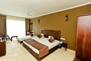 Golden Star Beach Hotel