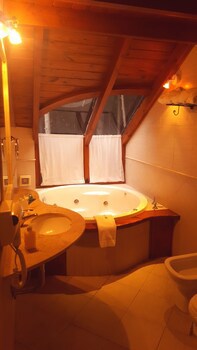 Casa Del Bosque Apart, Suites & Spa