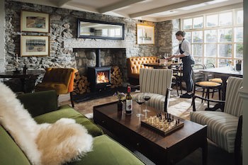 Pier House
