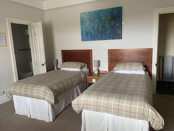 Highland Moors Guest House & Conference Centre