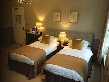 Bridge House Hotel