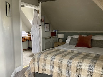 Bridge House Hotel