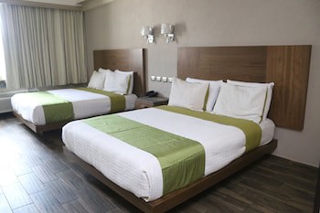 Hotel Diana Del Bosque By Dot Urban