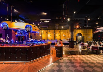 Al Falaj Hotel