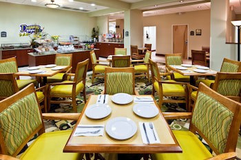 Holiday Inn Express & Suites Monterrey Aeropuerto, An Ihg Hotel