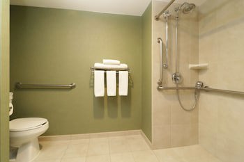 Holiday Inn Express & Suites Monterrey Aeropuerto, An Ihg Hotel
