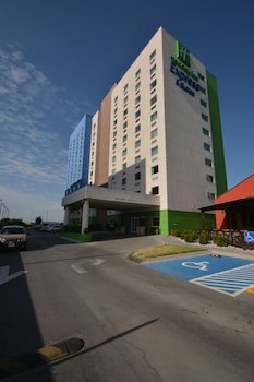 Holiday Inn Express & Suites Monterrey Aeropuerto, An Ihg Hotel