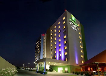 Holiday Inn Express & Suites Monterrey Aeropuerto, An Ihg Hotel