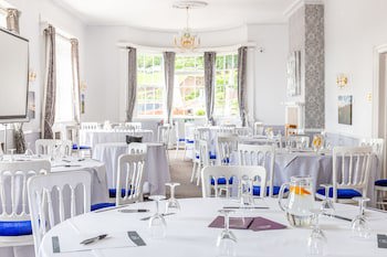 The Mount Pleasant Hotel
