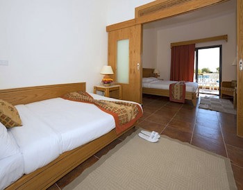 Three Corners Fayrouz Plaza Beach Resort