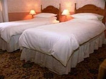 Cadwgan House Hotel