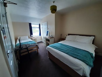 Cadwgan House Hotel