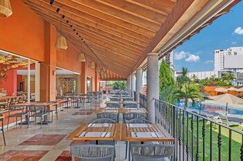 Fiesta Inn Cuernavaca