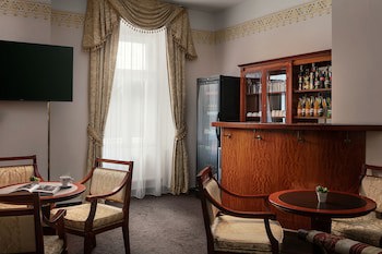 Amigo City Centre Hotel