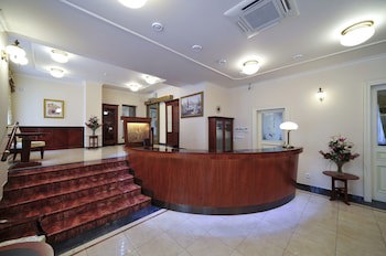 Amigo City Centre Hotel