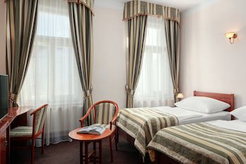 Amigo City Centre Hotel