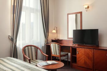 Amigo City Centre Hotel
