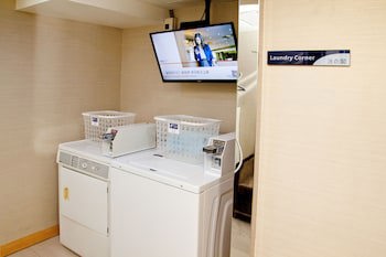 Holiday Inn Express Taoyuan, An Ihg Hotel