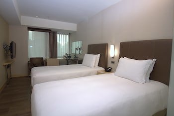 Holiday Inn Express Taoyuan, An Ihg Hotel